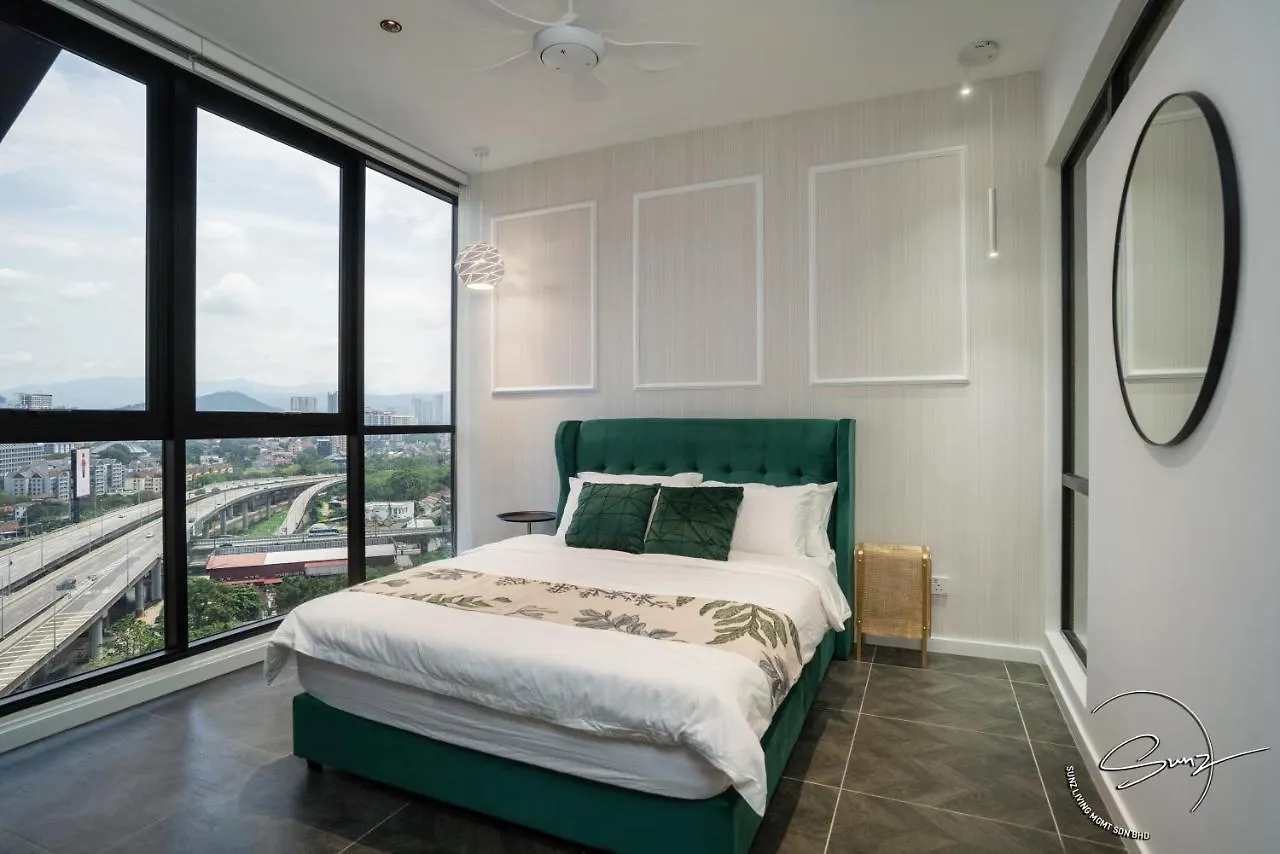 Appartamento Scarlet Suites Klcc By Sunz Living Kuala Lumpur